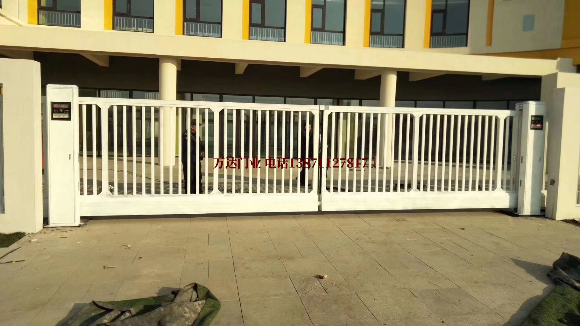 新华悬浮门【无轨、可折叠门、出厂设计】